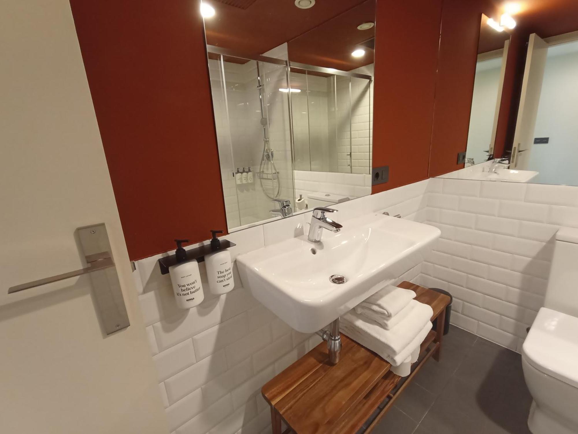Uma Suites Parada Del Marques Sevilla Eksteriør bilde