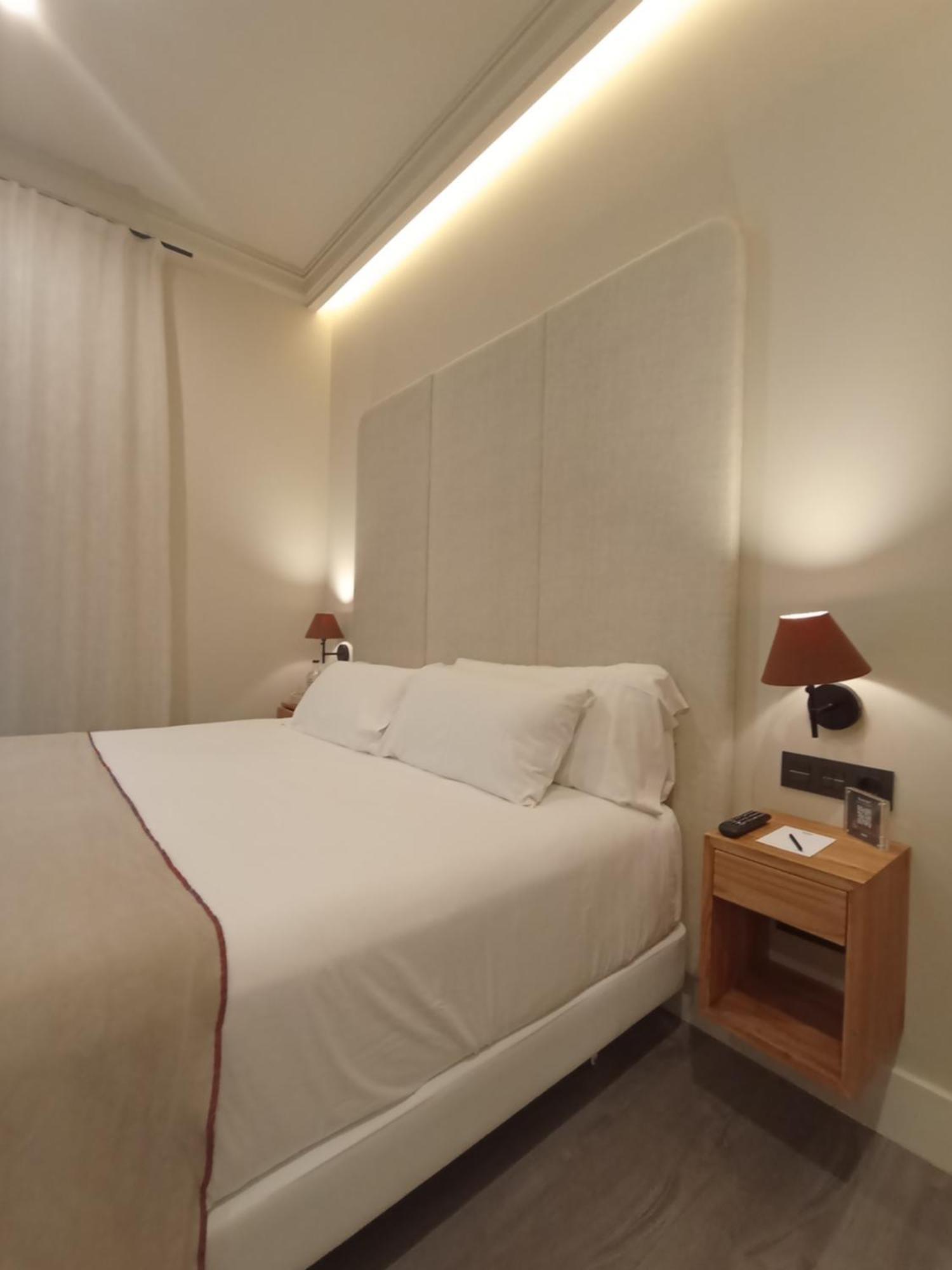 Uma Suites Parada Del Marques Sevilla Eksteriør bilde