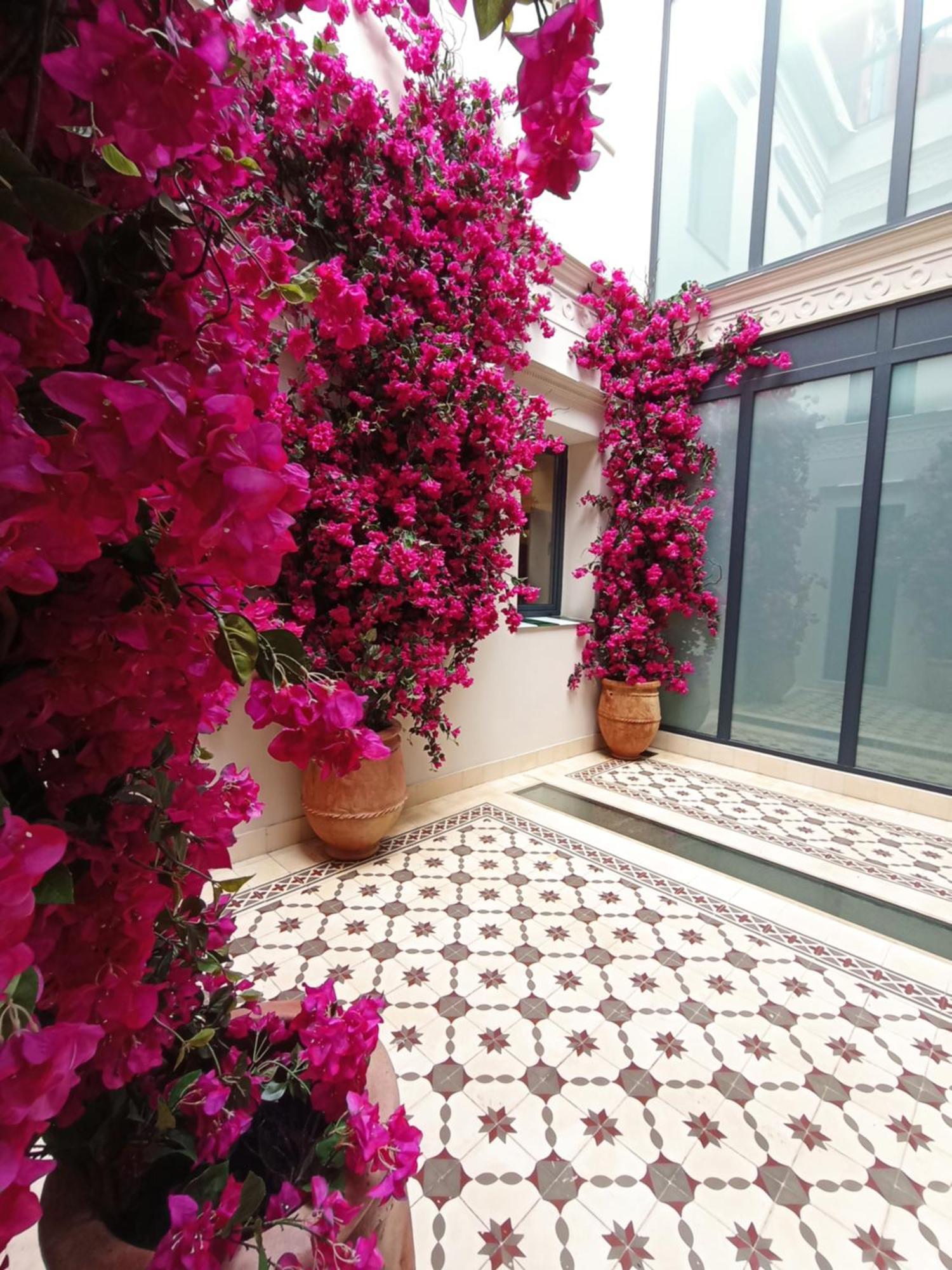 Uma Suites Parada Del Marques Sevilla Eksteriør bilde