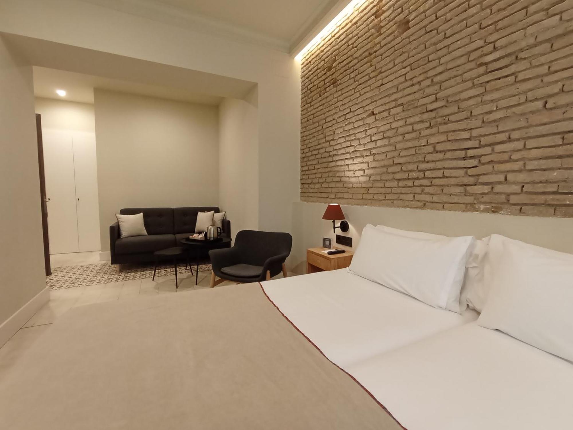 Uma Suites Parada Del Marques Sevilla Eksteriør bilde