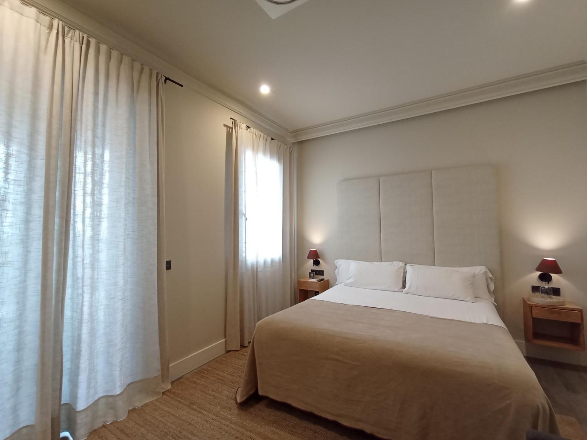 Uma Suites Parada Del Marques Sevilla Eksteriør bilde