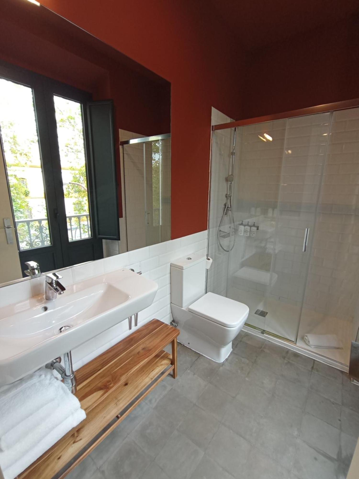 Uma Suites Parada Del Marques Sevilla Eksteriør bilde