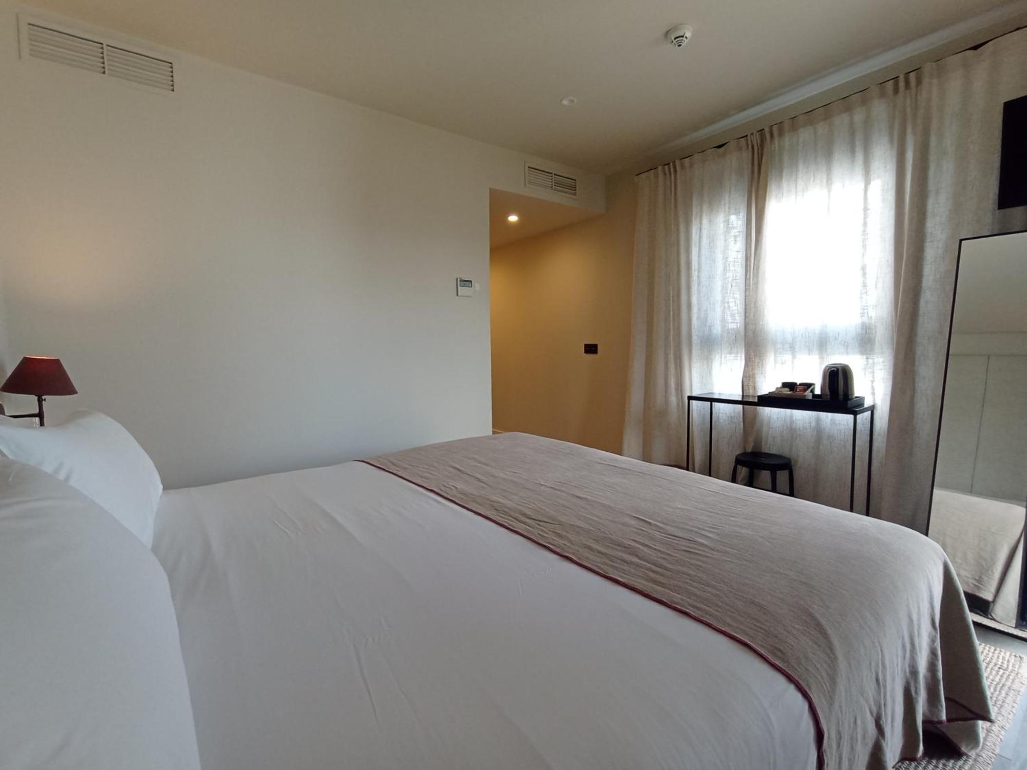 Uma Suites Parada Del Marques Sevilla Eksteriør bilde