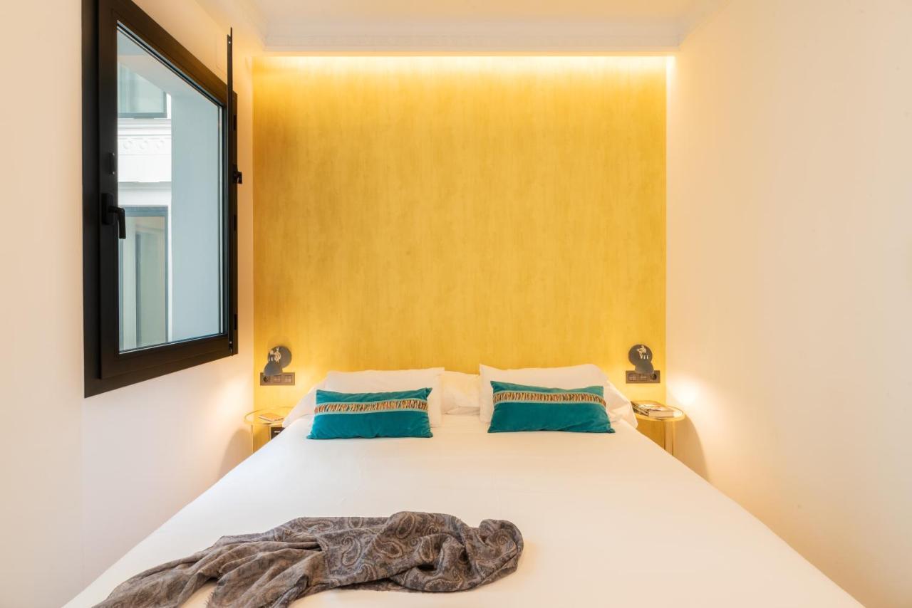 Uma Suites Parada Del Marques Sevilla Eksteriør bilde