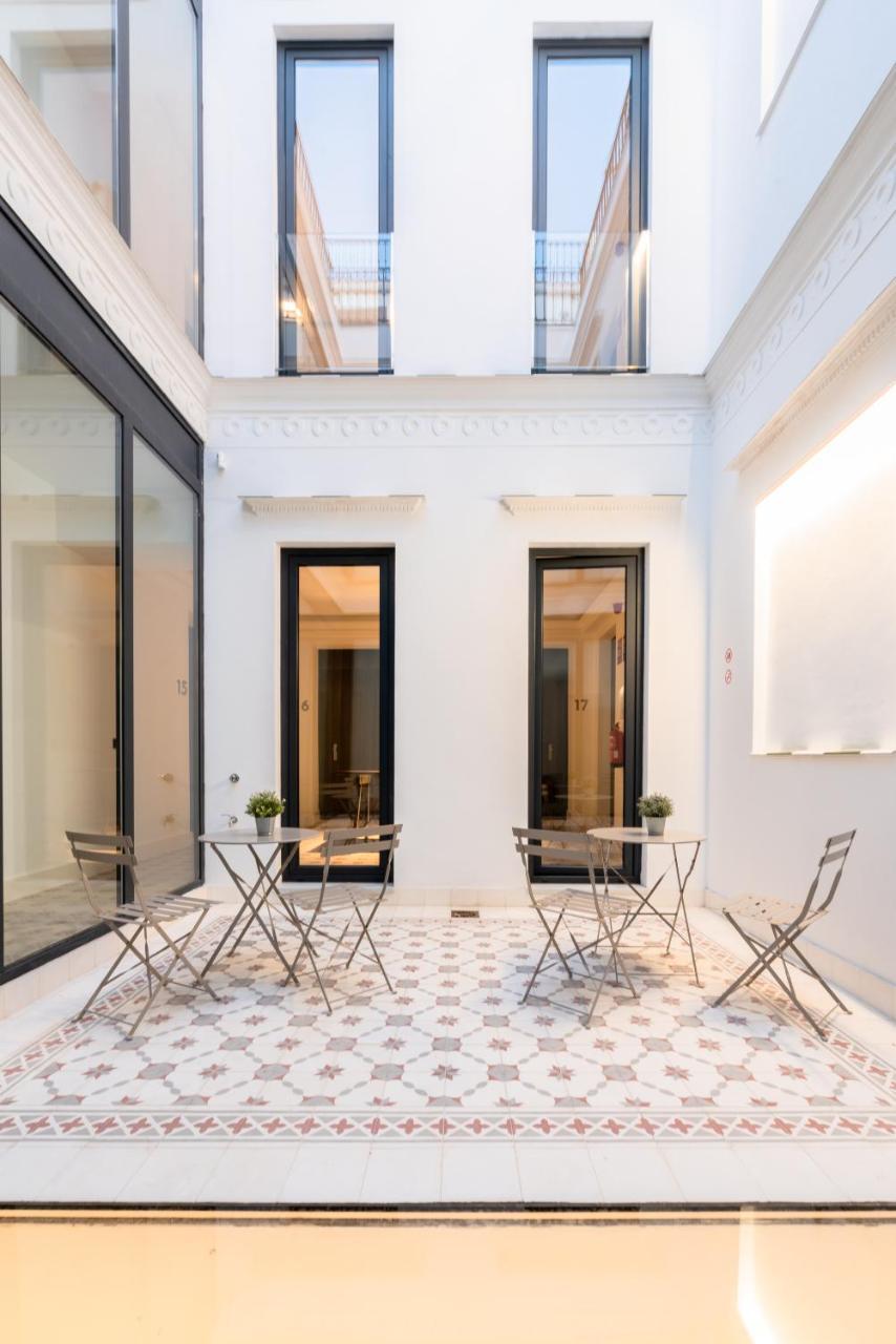 Uma Suites Parada Del Marques Sevilla Eksteriør bilde
